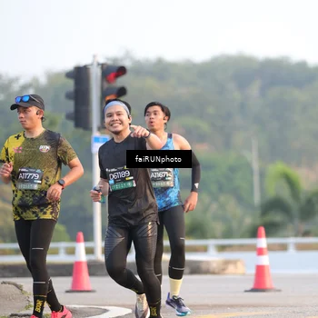 Runner Photo 6487554