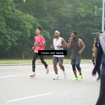 Runner Photo 6487573