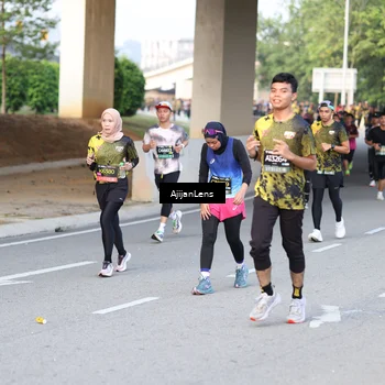 Runner Photo 6487578