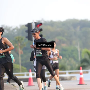 Runner Photo 6487625