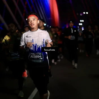 Runner Photo 6487645