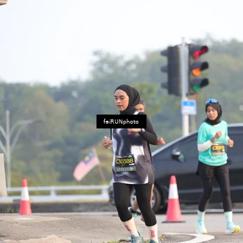 Runner Photo 6487658