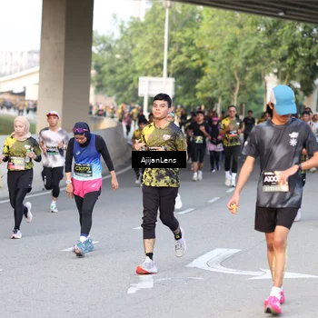 Runner Photo 6487692