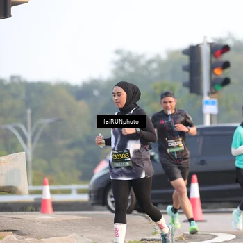 Runner Photo 6487695