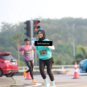 Runner Photo 6487696
