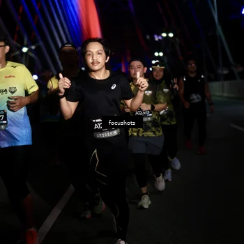 Runner Photo 6487711