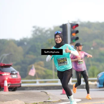 Runner Photo 6487734