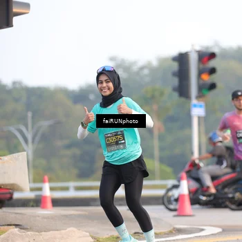 Runner Photo 6487737