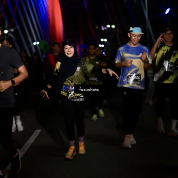 Runner Photo 6487785