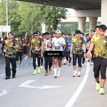 Runner Photo 6487832