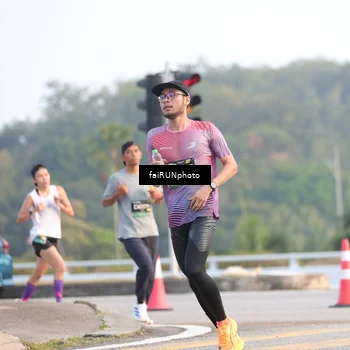 Runner Photo 6487833