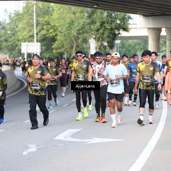 Runner Photo 6487846