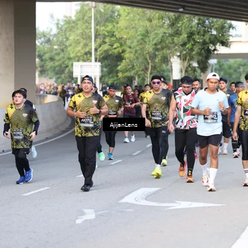 Runner Photo 6487859