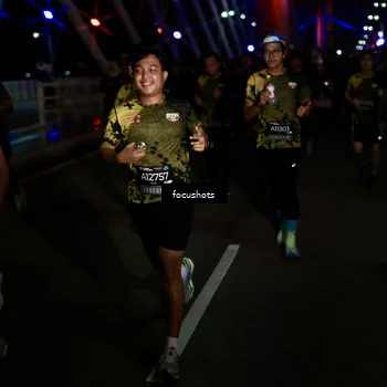 Runner Photo 6487870