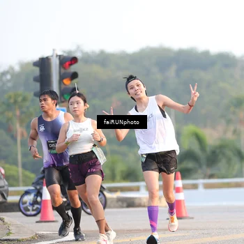 Runner Photo 6487873