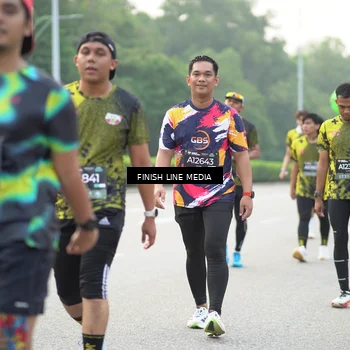 Runner Photo 6487876