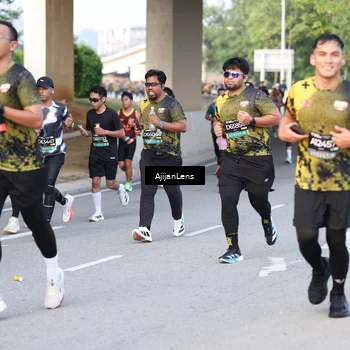 Runner Photo 6487880