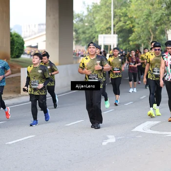 Runner Photo 6487891