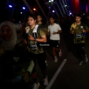 Runner Photo 6487898