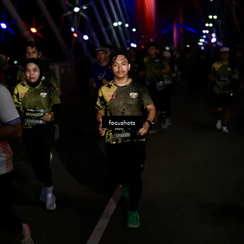 Runner Photo 6487924