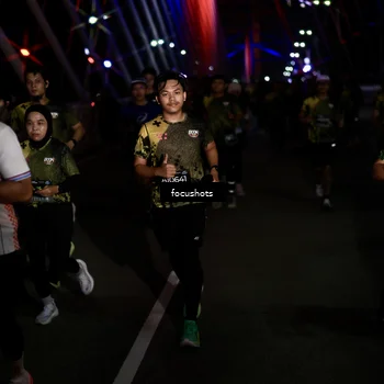 Runner Photo 6487933