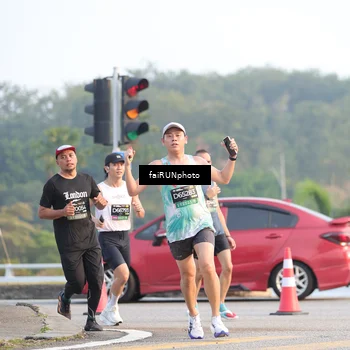 Runner Photo 6487944