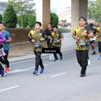 Runner Photo 6487947