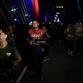 Runner Photo 6488009