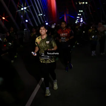 Runner Photo 6488024