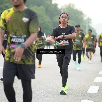 Runner Photo 6488026