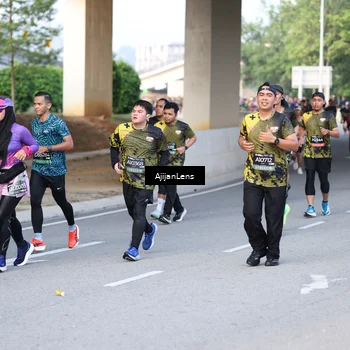 Runner Photo 6488049