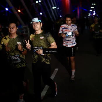 Runner Photo 6488073