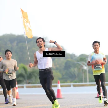 Runner Photo 6488085