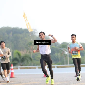Runner Photo 6488101