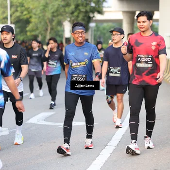 Runner Photo 6488122