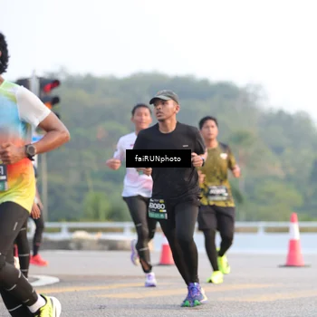 Runner Photo 6488188