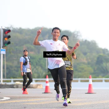 Runner Photo 6488237