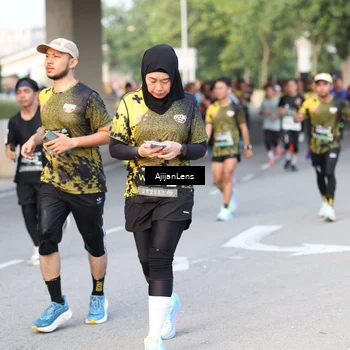 Runner Photo 6488258