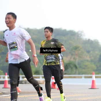 Runner Photo 6488279