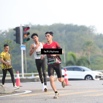 Runner Photo 6488349