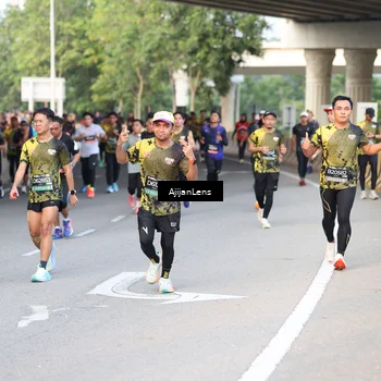 Runner Photo 6488350