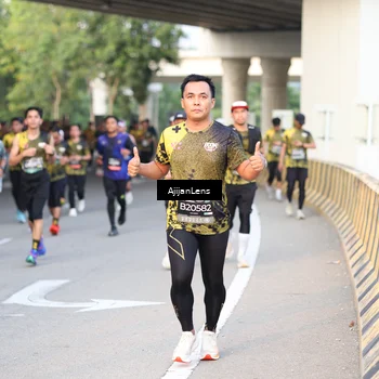 Runner Photo 6488372