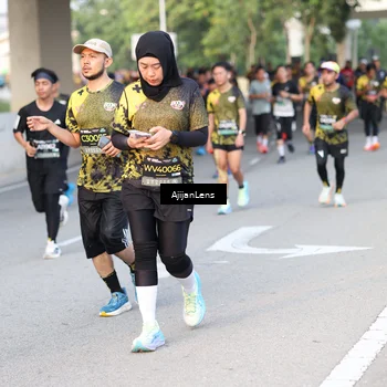 Runner Photo 6488432