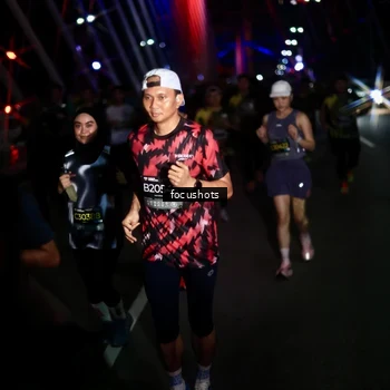 Runner Photo 6488464