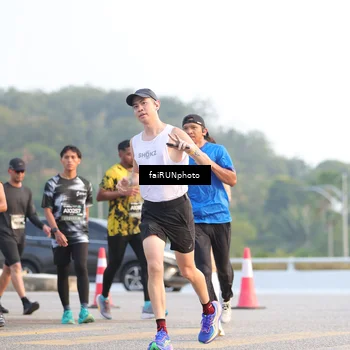 Runner Photo 6488538