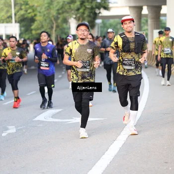 Runner Photo 6488600