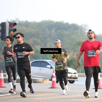 Runner Photo 6488657