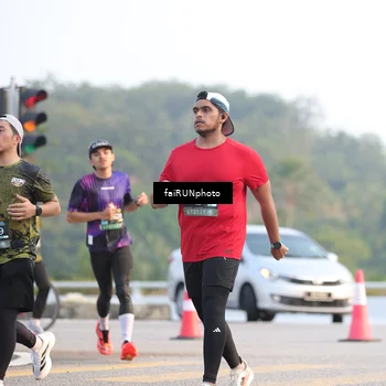 Runner Photo 6488685