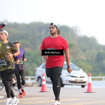 Runner Photo 6488692