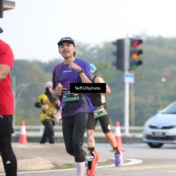 Runner Photo 6488719